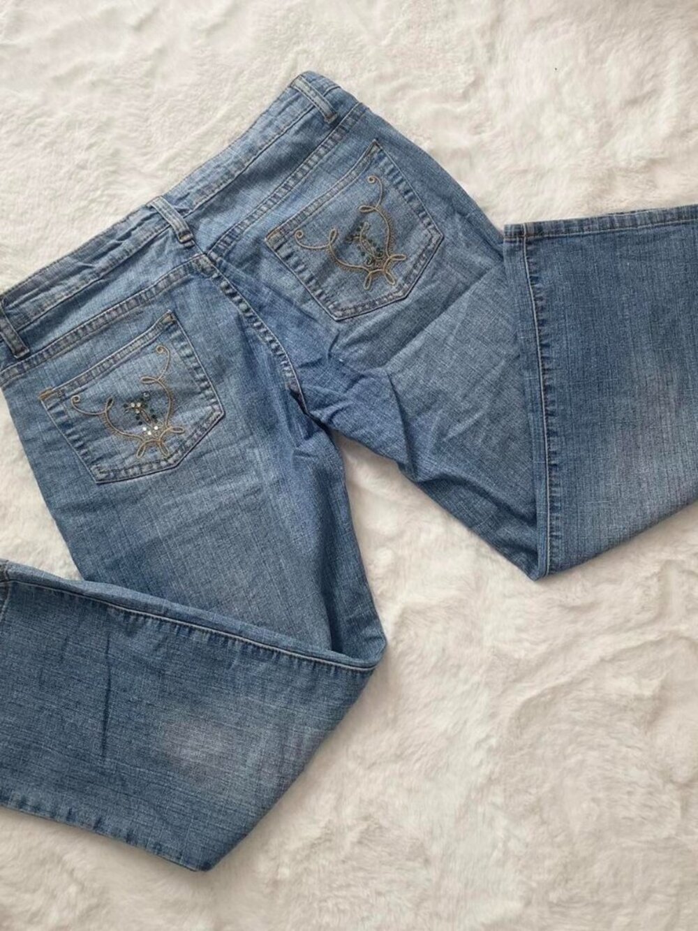 y2k blue bootcut jean capris with back detail ♡
